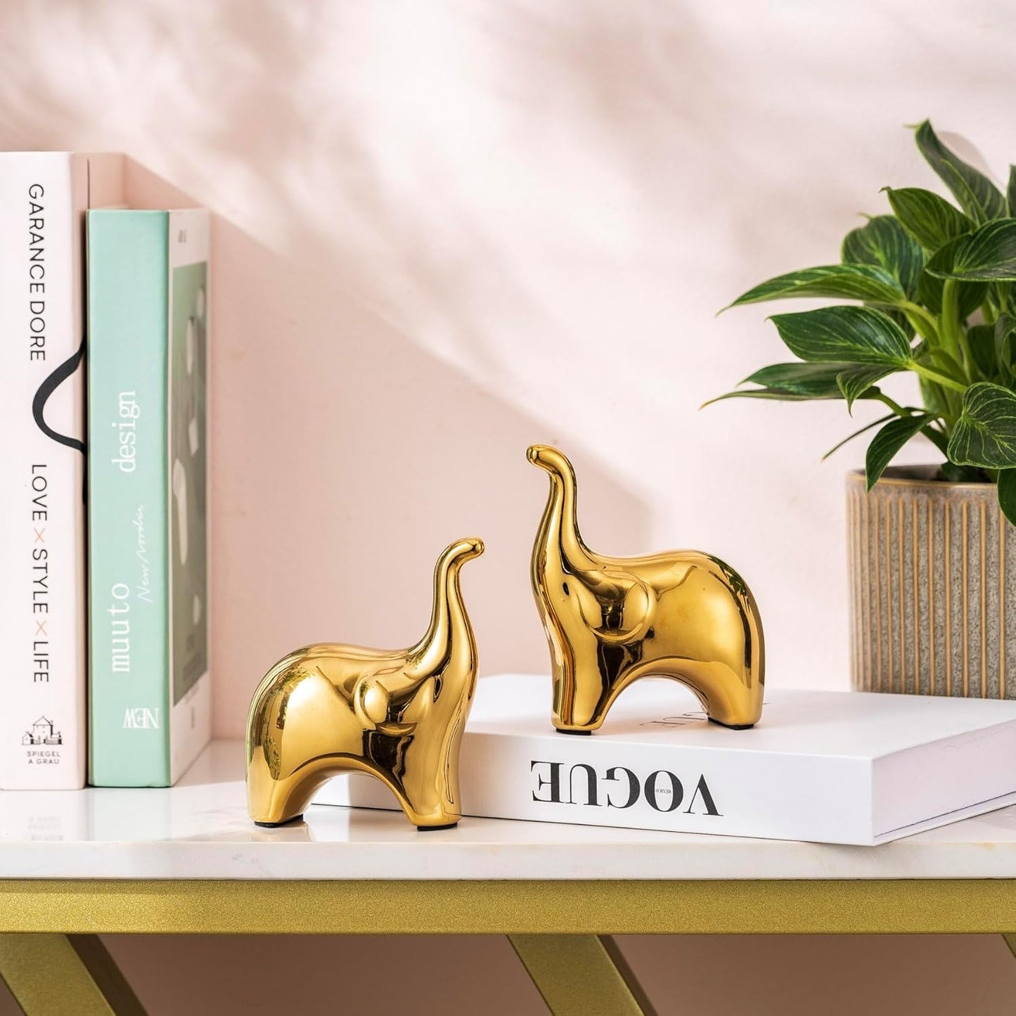 Loving Pair of Small Cute Gold Elephant Statues Gold Home Decor Modern Boho Style Figurine Decorative Ornaments for Living Room, Bedroom, Office Desktop, Cabinets, Shelf-VerdiqueGarden