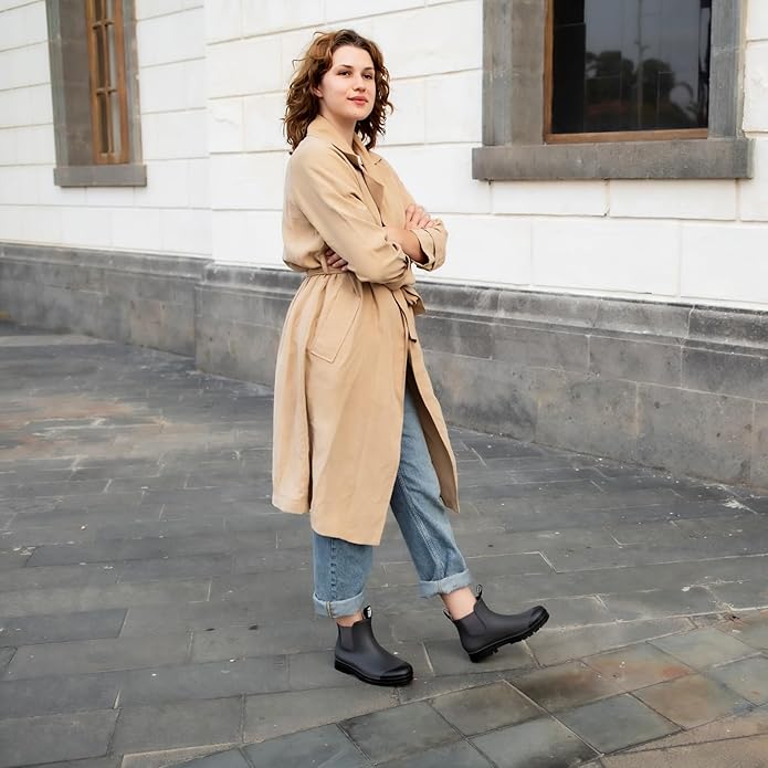 HISEA Women's Short Rain Boots Waterproof Garden Shoes Rubber Chelsea Boots Anti-Slipping Rainboots for Ladies with Comfort Insole Lightweight Stylish Ankle Rain Shoes Outdoor Work Booties-VerdiqueGarden