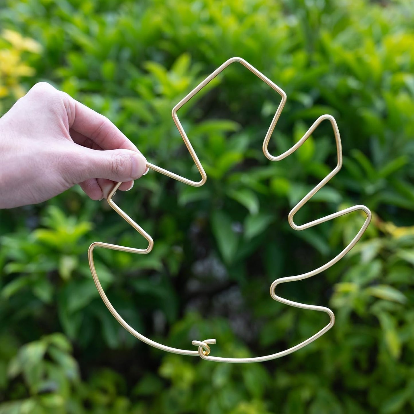 5PCS Durable Monstera Plant Stem Support Stake with Adjustable Leaf Holders - Plant Support Kit for Indoor Botanicals, Cactus Stabilizers, and Turtle Shell Climbers - Ideal for Plant Enthusiasts-VerdiqueGarden