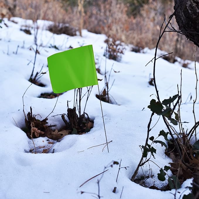 Green Marking Flags 1000 Pack - 4x5x15 Inch Green Flags for Yard - Markers For Lawn, Irrigation, Landscaping, Survey & Sprinkler Head Marking-VerdiqueGarden