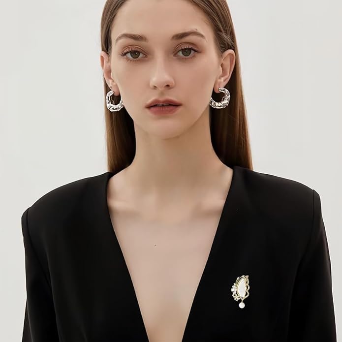 Animal Brooch for Women Girls Rhinestone Animal Brooch Lapel Pin Jewelry Gift for Mom Wife