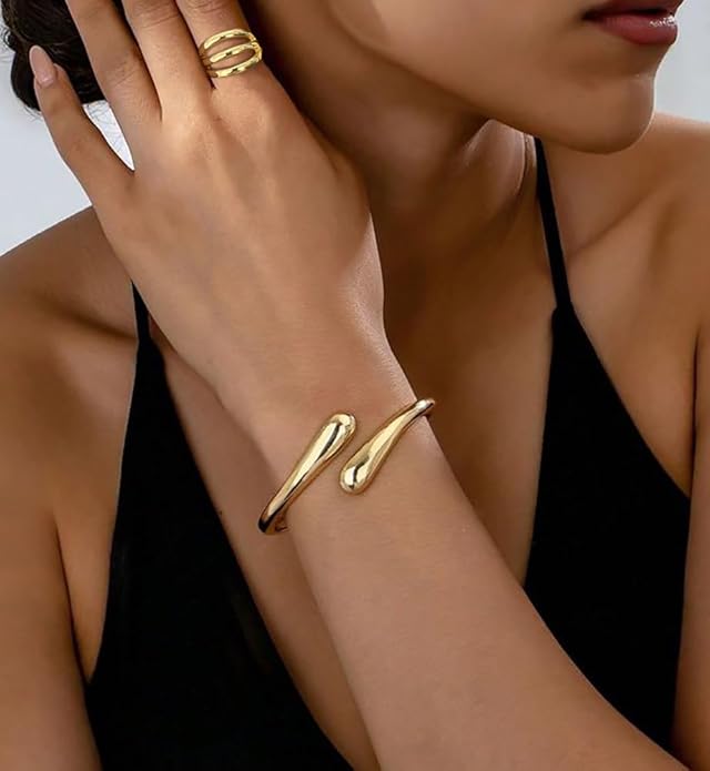 Chunky Gold Bangle Bracelets for Women, Dainty 14k Gold Plated Big Stackable Bangles Set, Trendy Statement Cuff Bracelet Stack Fashion Jewelry Christmas Gifts