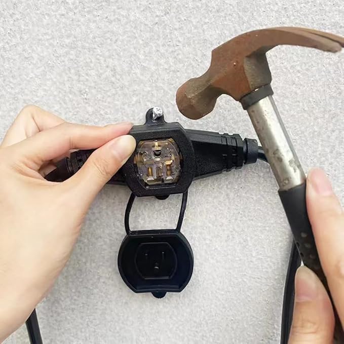 30FT 14 Gauge Multi Outlet Extension Cord, 5 Evenly Spaced Weatherproof Outlets, Great for Stage Backdrops, Landscape Garden Lighting，Christmas Decorations ETL-VerdiqueGarden