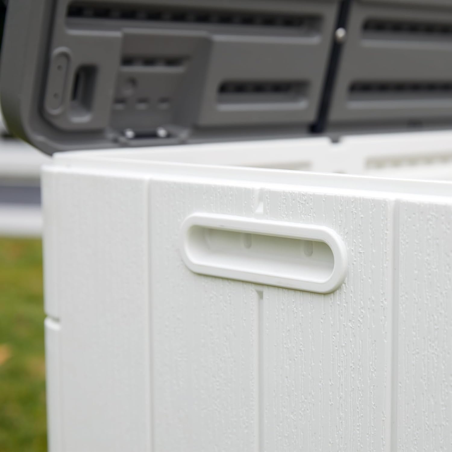 100 GAL Resin Deck Box - Lockable Waterproof Outdoor Storage Bench for Patio Cushions, Garden Tools & Pool Accessories - Wood-Look Texture, White-VerdiqueGarden