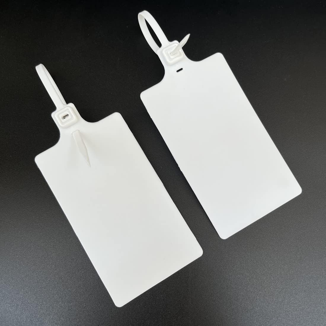 Blank Waterproof Plastic Tags for Labeling Marker Ties Large Tag Fastener Zip Tie Label Security Seal Tags 2.28"×3.94" 200pcs,White-VerdiqueGarden