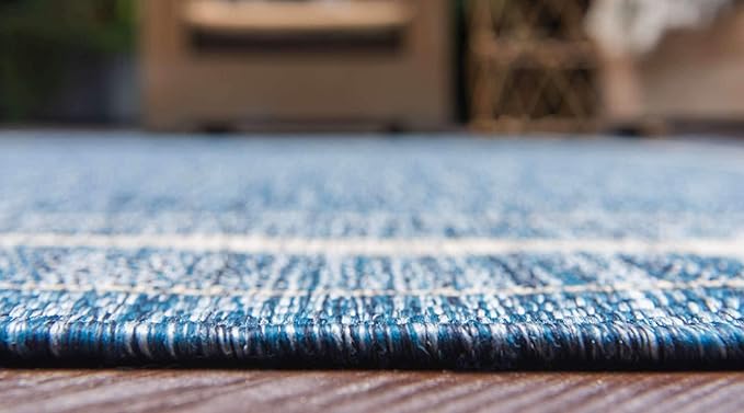 Unique Loom Outdoor Border Collection Area Rug - Soft Border (4' 1" x 6' 1" Rectangle, Blue/ Ivory)-VerdiqueGarden