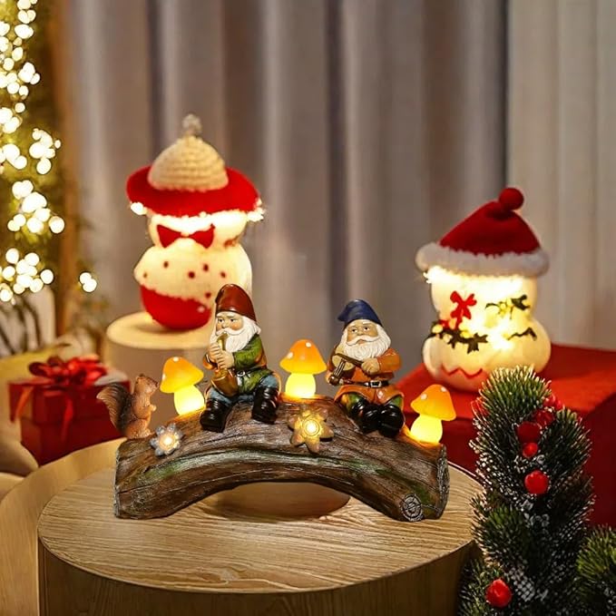 Funny Garden Gnome Statue Solar Powered Mushroom Figurine with Squirrel Gnome Durable Resin Outdoor Decoration for Patio Yard Lawn Ornament Housewarming Gift-VerdiqueGarden