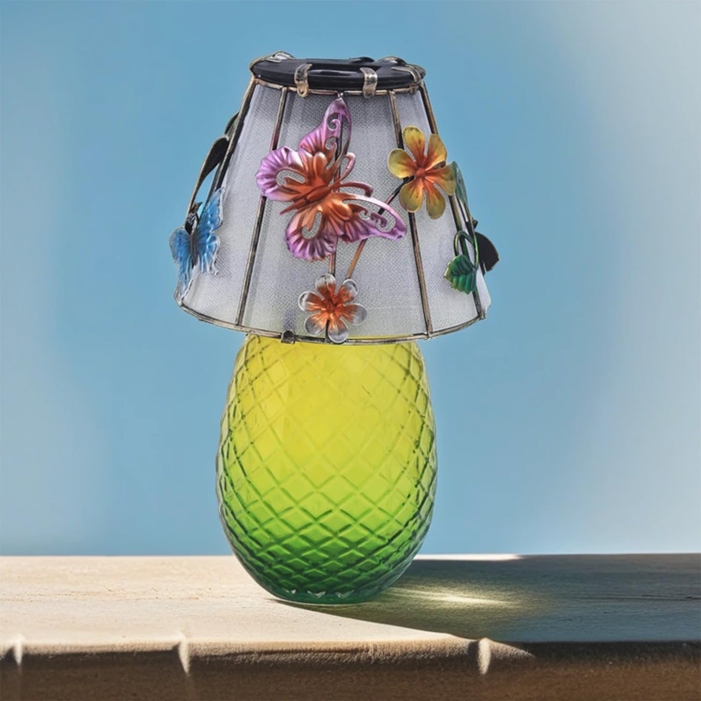 Butterfly Solar Garden Lights Outdoor Decor - Waterproof Tabletop Solar Lamp - Cordless Table Lamps for Garden Patio Porch Yard Backyard Balcony Wedding, Gifts for Mom-VerdiqueGarden