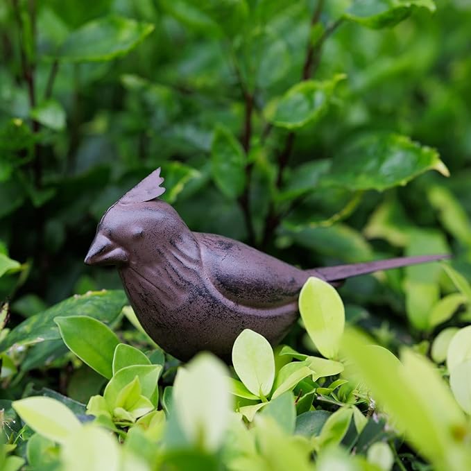 Decorative Small Nostalgia Style Cute Bird Art Iron Sculpture Figurine Home & Office & Garden Decoration, Rust/Brown (Cardinal Bird)-VerdiqueGarden