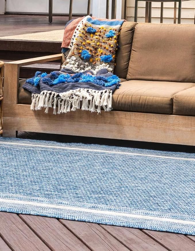 Unique Loom Outdoor Border Collection Area Rug - Soft Border (5' 3" x 7' 1" Rectangle Blue/Ivory)-VerdiqueGarden
