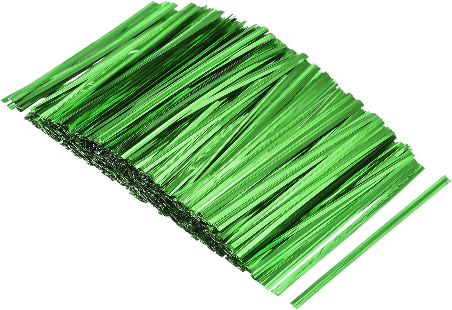 MECCANIXITY Foil Twist Ties 3" 8cm Metallic Plastic Closure Tie for Tying Bread, Candy, Cookies, Gift Bags Arts Crafts Ties Green Pack of 750-VerdiqueGarden