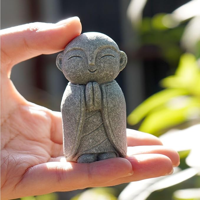 OwMell Japanese Jizo Monk Statue Praying, Buddha Jizo Statue Figurine Memorial Statue Aquarium Decoration for Garden Outdoor Ornament 2.6" - Namaste-VerdiqueGarden
