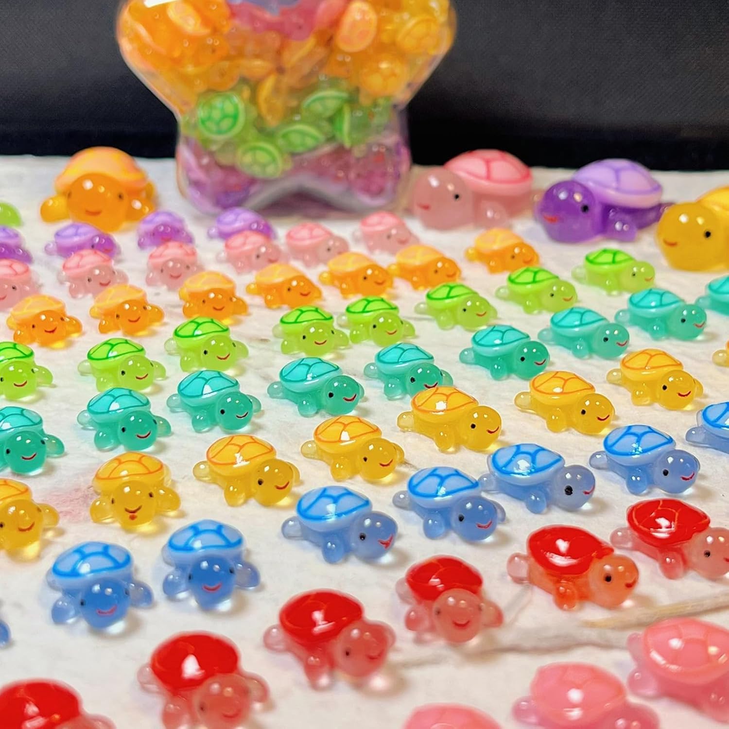 100 Pcs Small Glow in The Dark 3D Resin Turtles Miniature Garden Figurines,Accessories for Decorating DIY Dollhouse Fish Tank Fridge Wall Art, Safe, Durable, Non Fading 10 Colors-VerdiqueGarden