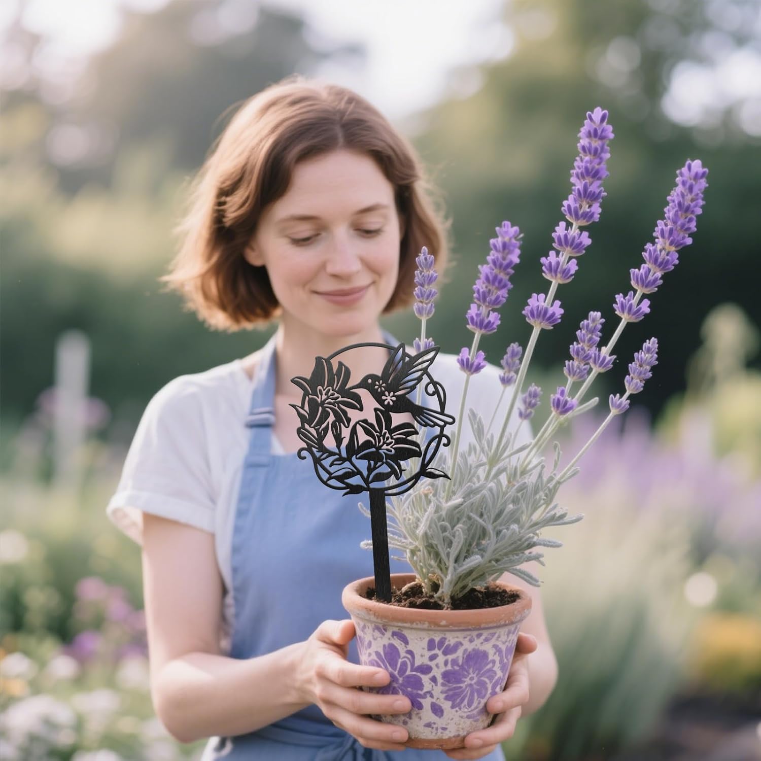 CUTHOLLOW Metal Plant Marker Stake Hummingbird and Flower for Outdoor Indoor, Waterproof 11.8 inch Cute Garden Plant Labels Sign Tag for Vegetables, Farmhouse Greenhouse Decor - Funny Gardening Gifts-VerdiqueGarden