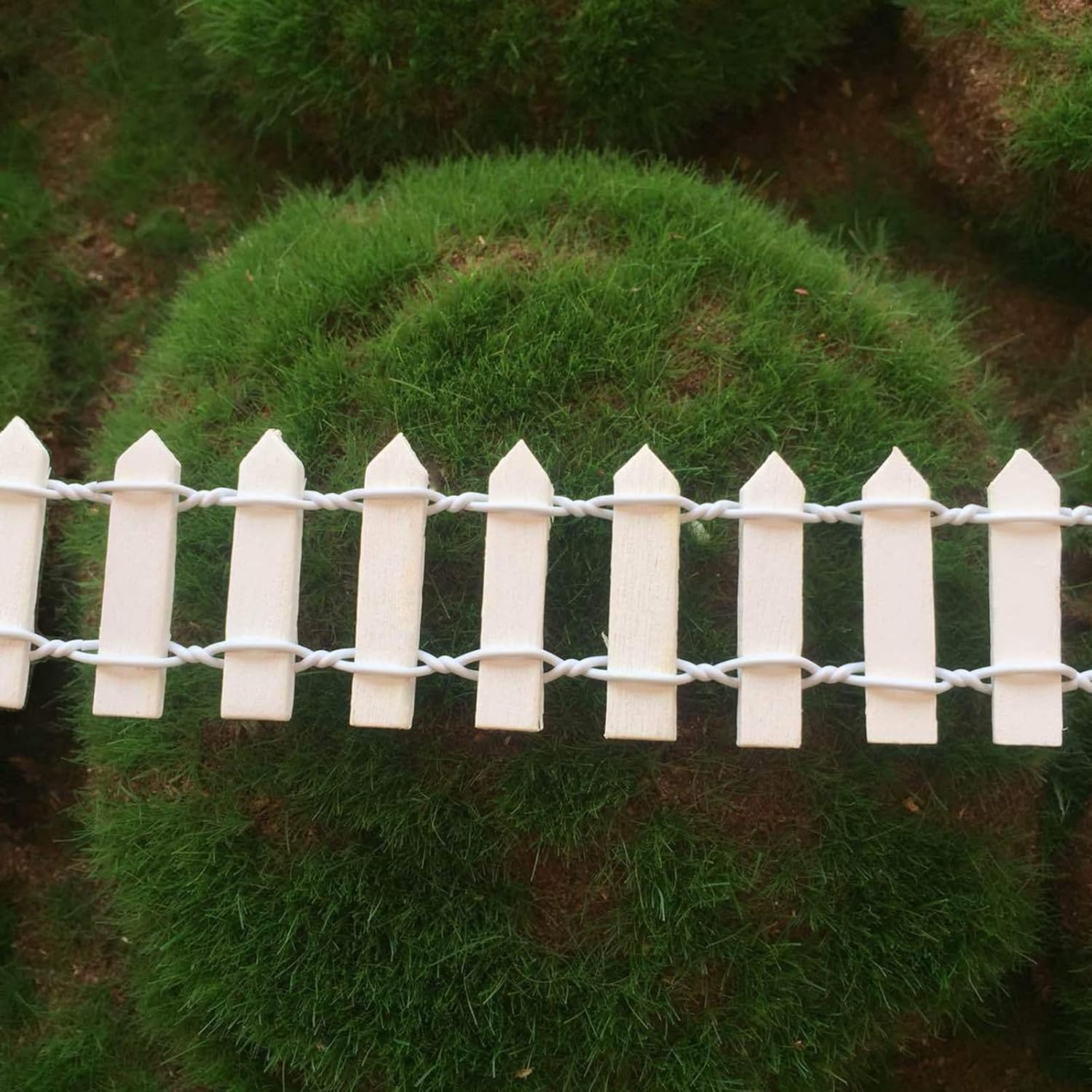 35 Inches Mini Fairy Garden Fence DIY Small Wood Decorative Picket Fence Micro Landscape Miniature Ornaments for Dollhouse, Crafts, Diorama Project, Plant Pot, Nature Wood-VerdiqueGarden