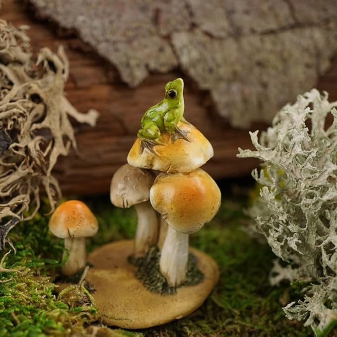 Top Collection Miniature Fairy Garden and Terrarium Statue, Frog on Mushrooms-VerdiqueGarden