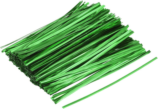 MECCANIXITY Foil Twist Ties 6" 15cm Metallic Plastic Closure Tie for Tying Bread, Candy, Cookies, Gift Bags Arts Crafts Ties Green Pack of 750-VerdiqueGarden