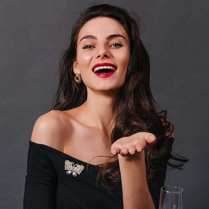 Animal Brooch for Women Girls Rhinestone Animal Brooch Lapel Pin Jewelry Gift for Mom Wife