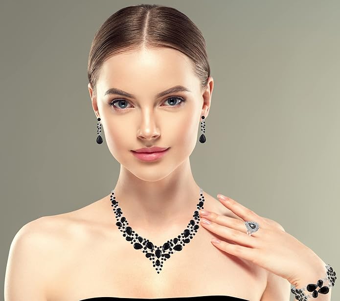 Crystal Bridal Wedding Jewelry Sets for Women Rhinestone Teardrop Crystal Statement Choker Necklace Drop Earrings Link Bracelets Rings Teardrop Jewelry Set for Brides Bridesmaids