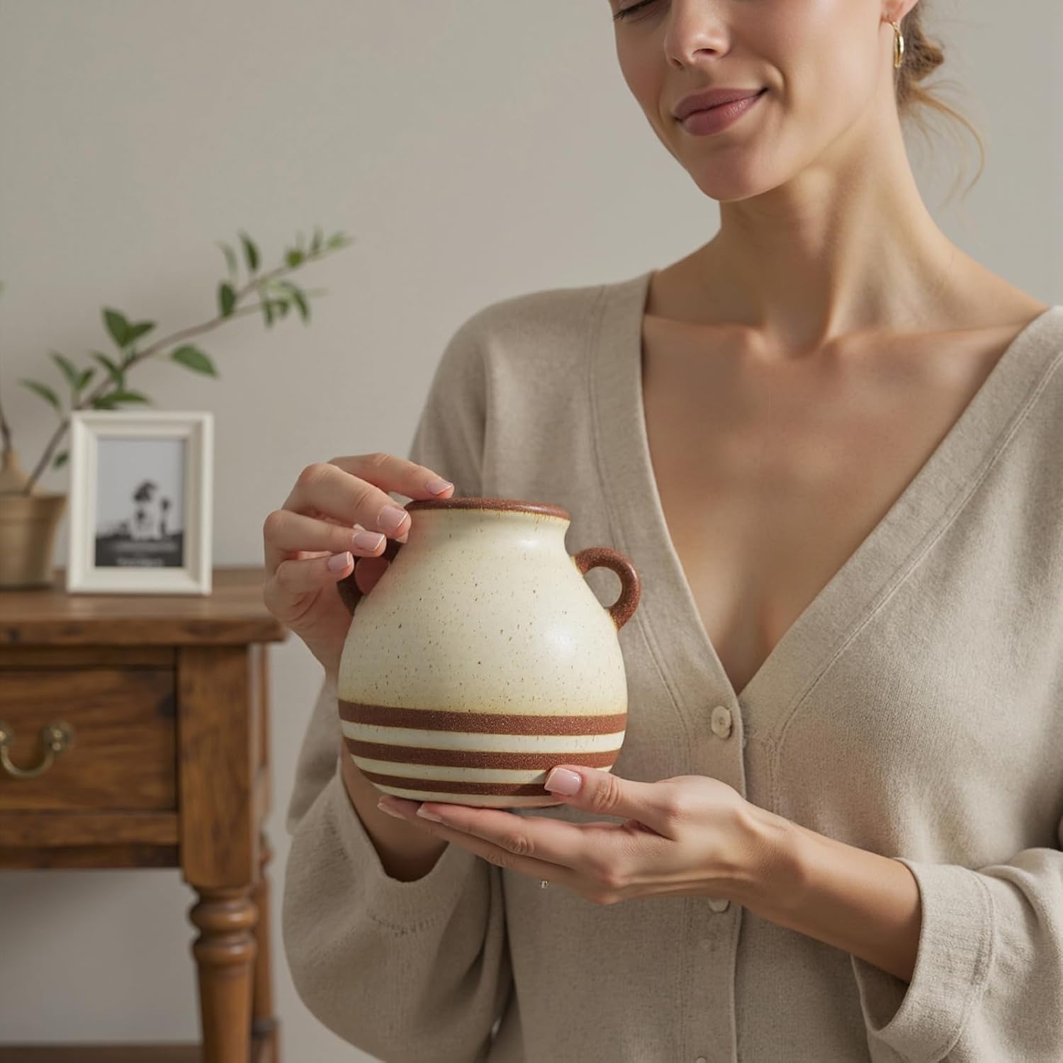 Rustic Farmhouse Ceramic Vase, Pastoral with 2 Ear Design, Boho Vintage Terracotta Vases for Bouquet、Fake Plants, Suitable for Home Decor, Shelf, Dining Table, Living Room, Mantle, Bathroom, 5.9 Inch-VerdiqueGarden