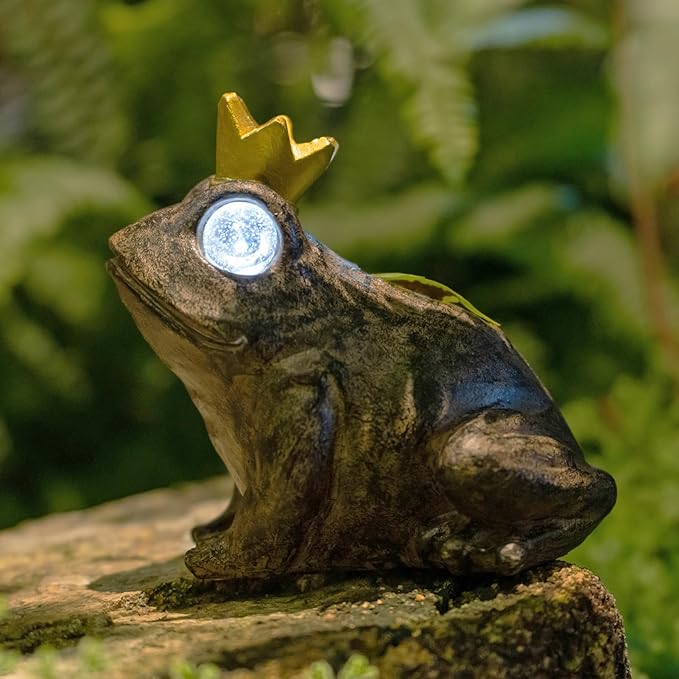 Garden Decor Statue Frog Prince,Solar Statue Decor Frog Prince,Resin Frogs Figurine with Solar Light for Patio,Balcony,Yard,Lawn Ornament,Perfect Garden Gift-VerdiqueGarden