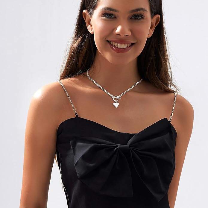 Zeffy Dainty Gold Heart Necklace for Women Trendy 14K Gold/Silver Plate Cute Heart Pendant Choker Necklaces Gold Love Heart Chain Necklace for Women Dainty Gold Jewelry Gifts for Women