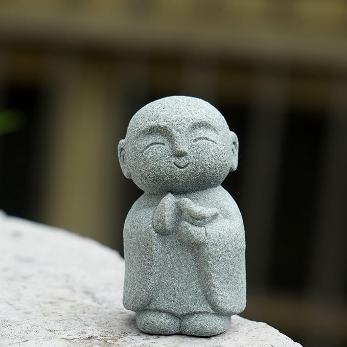 OwMell Japanese Jizo Monk Statue Praying, Buddha Jizo Statue Figurine Memorial Statue Aquarium Decoration for Garden Outdoor Ornament 2.6" - Holding Bird-VerdiqueGarden