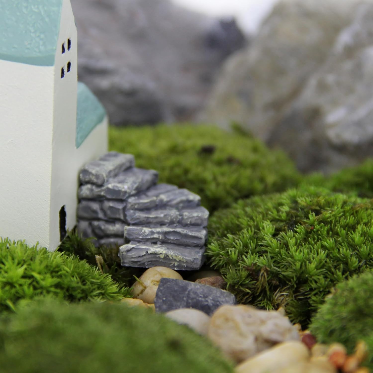 1Pc Gray Outdoor Miniature Resin Bridge Stair Stone Straight Bridge Stairs Stone Steps Garden Fairy Ornament Flower Pot Plant Micro Landscaping Decor Bonsai Craft Straight Stairs Statues Décor-VerdiqueGarden