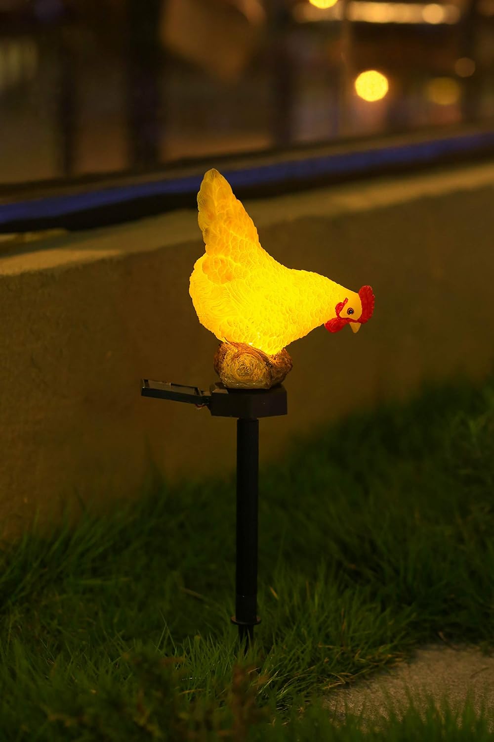 Outdoor Chicken Solar Lights: Garden Decor for Outside Patio Yard Cute Chicken Gifts for Housewarming Mother's Day Birthday-VerdiqueGarden