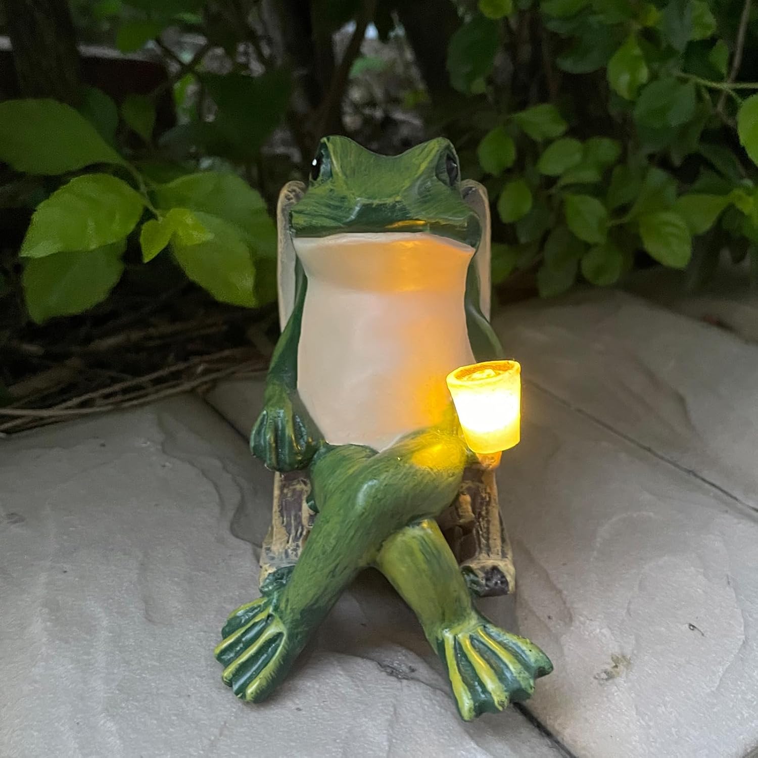 Frog Solar Lights Outdoor Garden Mini Frog Figurines Decor for Patio Yard Lawn Ornament Solar Garden Miniature Frog Decor Gift for Women Mother's Day Birthday Housewarming Gifts-VerdiqueGarden