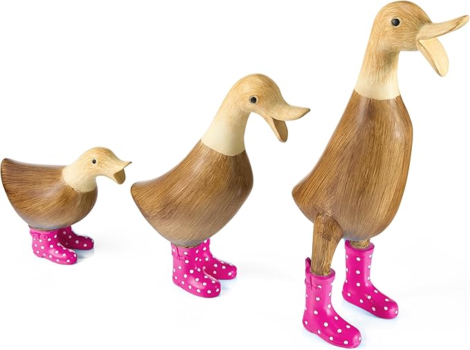 GUTE Duck Yard Decorations Yard Art Garden Puddle Ducks with Pink Spotted Wellies Boots, Valentine's Day Yard Statues, Duck Figurine Statue - Waterproof Indoor & Outdoor Lawn Ornament-VerdiqueGarden