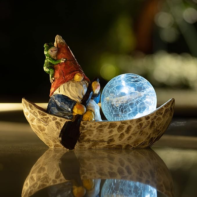 Garden Gnome Statue,Solar Gnomes Figurine,Outdoor Gnome Decor,Gnomes Decorations for Yard with Solar Light,Gnome Sculptures for Patio Lawn Ornaments-VerdiqueGarden