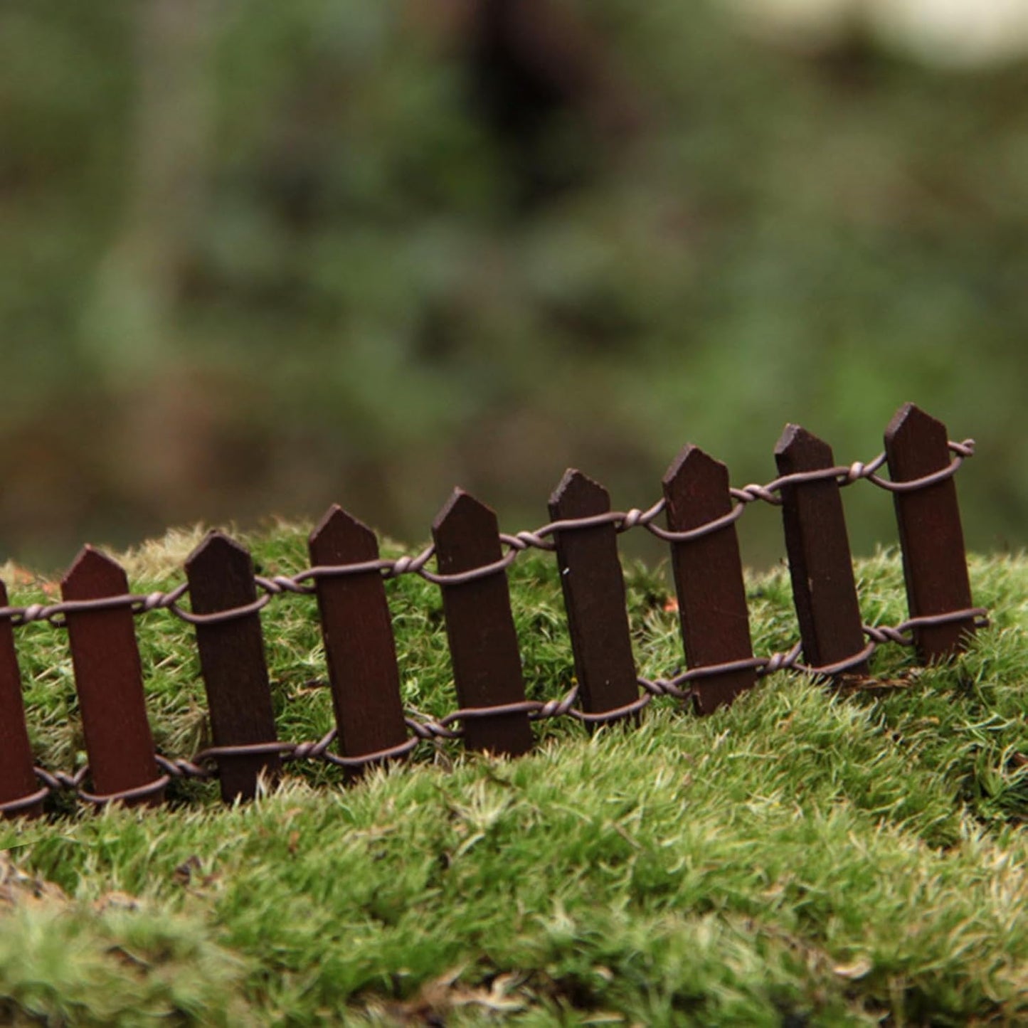 35 Inches Mini Fairy Garden Fence DIY Small Wood Decorative Picket Fence Micro Landscape Miniature Ornaments for Dollhouse, Crafts, Diorama Project, Plant Pot (Brown(2 PCS))-VerdiqueGarden