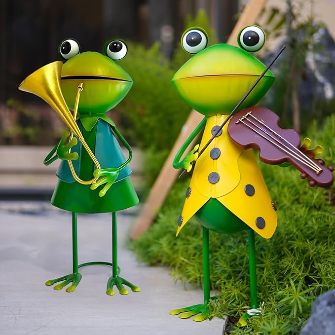 HONGLAND Frog Metal Yard Art - Metal Frog Outdoor Statue - Frog Garden Decorations - 3D Frog Figurine - Christmas Holiday Lawn Patio Yard Garden Decor Gardening Gifts for Women (Violin)-VerdiqueGarden