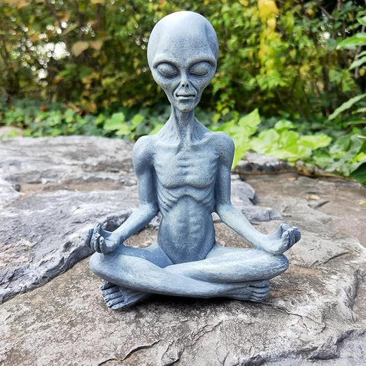 Alien Statue, Meditation Yoga Alien Figure, 6.3" H Resin UFO Alien Sculpture for Home Indoor Outdoor Patio Lawn Yard Decor, Collectable Gift-VerdiqueGarden