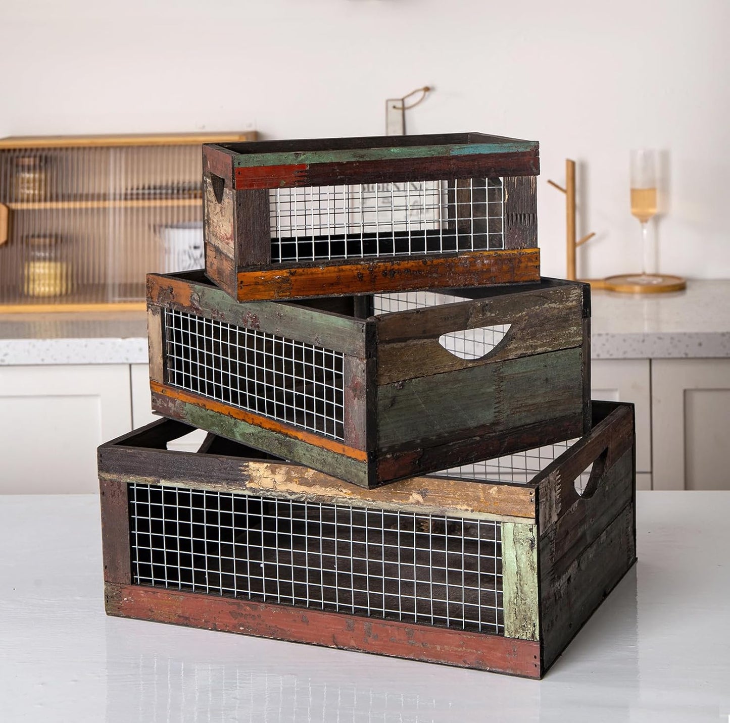 TIMRIS Set of 3 Rustic Wood Nesting Crates, Farmhouse Distressed Wooden Storage Boxes, Decorative Reclaimed Wood Organizer Baskets with Wire Mesh (Random)-VerdiqueGarden