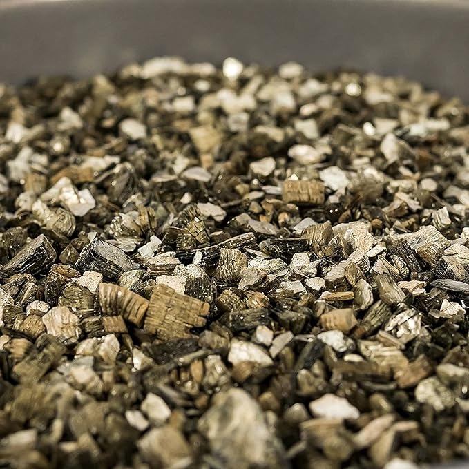 Horticultural Organic Vermiculite by GARDENERA - Medium Grade - Natural Soil Additive for Potted Plants, Orchids, Hydroponics, Terrariums (5 Quart)-VerdiqueGarden