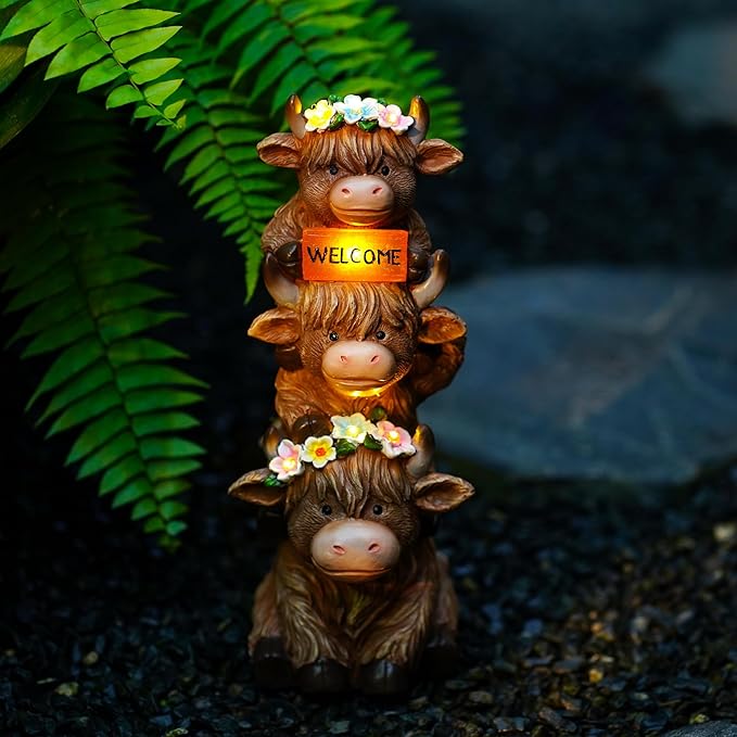 Solar Garden Statues Highland Cow Decoration,Highland Cow Figurine Outdoor Garden Decor Unique Gifts for Women, Mom, Grandma-VerdiqueGarden