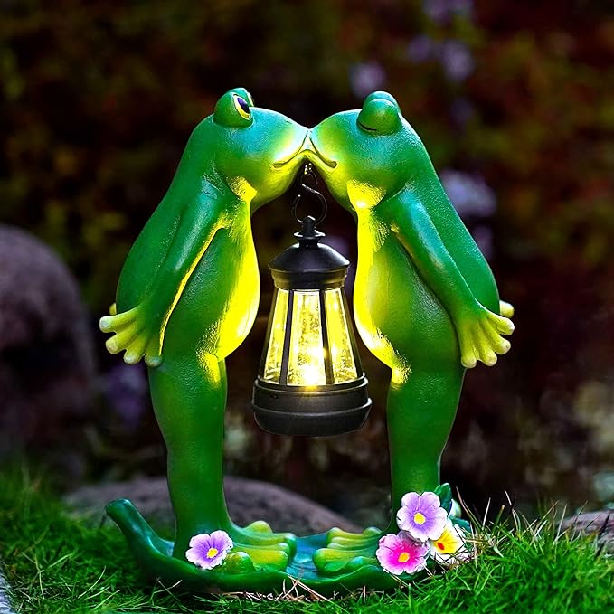Solar Frogs Statue for Easter Garden Decor Solar Lantern LED Outdoor Decoration Figurines for Porch Patio,Yard,Lawn - Frog Gifts for Women Mom Grandma Wife (Kiss Frog)-VerdiqueGarden