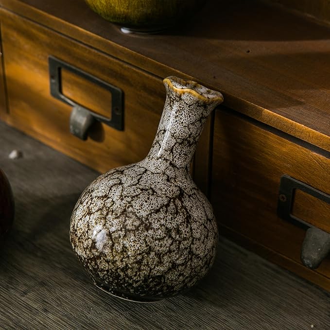 JOJUNO Glazed Rustic Bud Vase Set of 4 - Small Ceramic Mini Pottery Vases in White, Yellow, Green, Red - Ideal for Fresh & Dried Flowers - Modern Farmhouse Décor for Living Room, Shelves, Dining Table-VerdiqueGarden