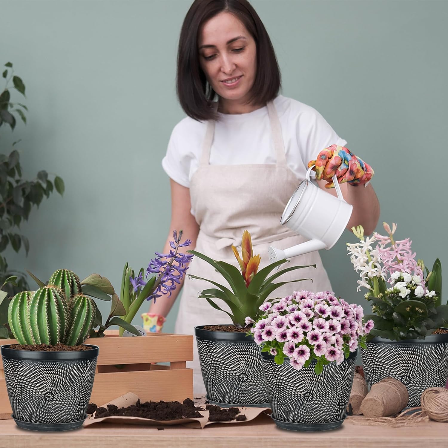 Quarut 12 Inch 4 Pack Large Plant Pots, Plastic Flower Pot for Indoor & Outdoor with Drainage Holes & Saucer, Circle Pattern Planters Garden Pots for Herbs-VerdiqueGarden