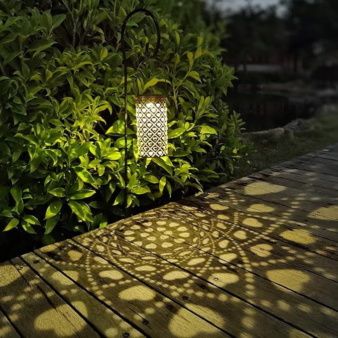 Solar Lanterns Outdoor Hanging Heart Pattern Decor Lantern,Waterproof Hollow Out Metal Decorative Garden Light,Graceful Decoration for Patio,Yard,Landscape,Walkway,Festival-VerdiqueGarden