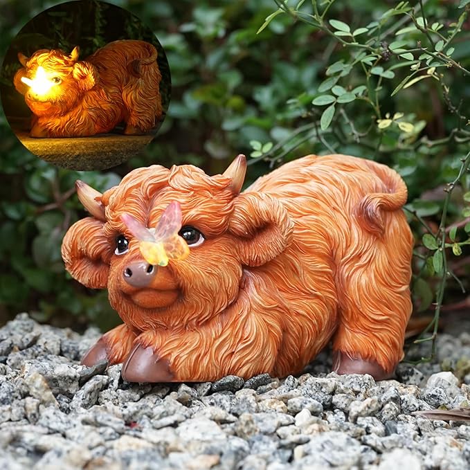 Highland Cow Solar Powered Outdoor Garden Statue, Resin Highland Cow Statue with Solar Light Lantern, Decorative Lawn, Yard Outdoor Highland Cow Decor. Unique home decorations, gifts for women-VerdiqueGarden