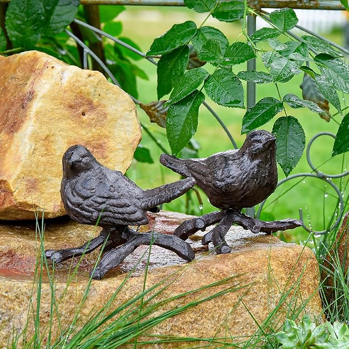 Sungmor Cast Iron Small Bird Statues, Set of 2 Realistic Rust Brown Bird with Branch Collectible Figurines, Farmhouse Home Garden Decorative Sculpture, Indoor and Outdoor Ornaments-VerdiqueGarden