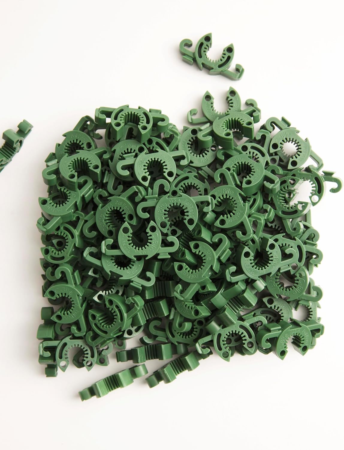 Plant Support Clips | Tomato Cage Connectors for Trellis, Garden Stakes, Wire Fence, Climbing Plants, Vine, Gardening, Indoor Plants & Hydroponics Growing (Incognito Green - 26 Pack)-VerdiqueGarden