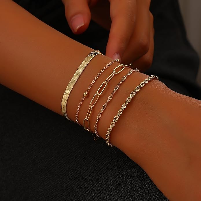 Gold Bracelets for Women, 18K Gold Plated Dainty Paperclip Link Chain Bracelets Thin Cute Stackable Bracelet Pack Fashion Accessories Gifts for Women