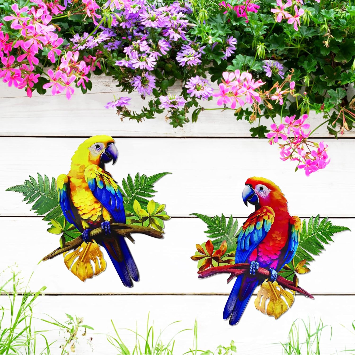 ULENDIS 2 Pack Metal Parrot Wall Decor, 11.8" Bright Color Tropical Bird Macaw Outdoor Wall Art Patio Fence Decorations, Hanging Bird Decor for Garden Yard Living Room Bedroom Balcony-VerdiqueGarden