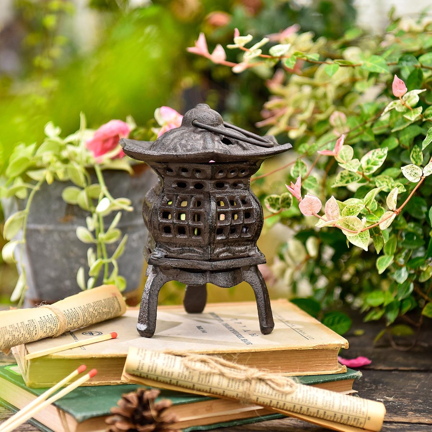 Sungmor Cast Iron Candle Holder, Decorative Garden Hanging Lantern, Vintage Tabletop Tealight Candle Holder, Home Porch Patio Decor, Candle Stand for Votive Candle, Flameless Candle-VerdiqueGarden