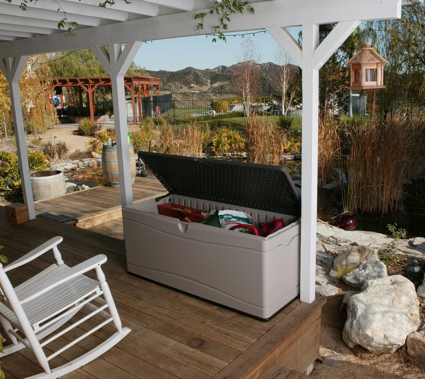 Lifetime 60012 Extra Large Deck Box, 130 Gallon, Desert Sand/Brown-VerdiqueGarden