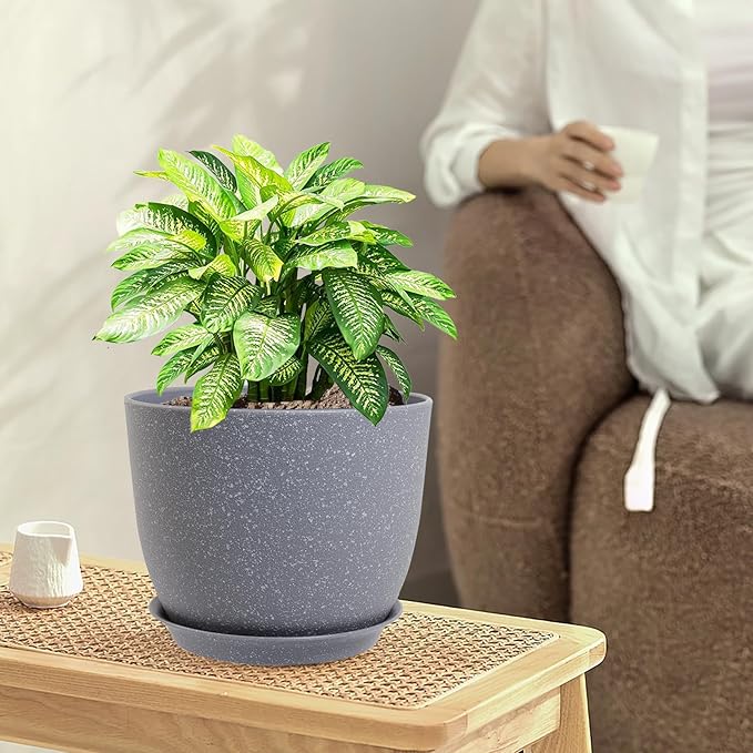 10/9/8 inch Plant Pots, Set of 3 Modern Decorative Plastic Planters with Drainage Holes and Saucers for Garden House Plants, Flower Pots for Indoor Outdoor Plants, Speckled Grey-VerdiqueGarden